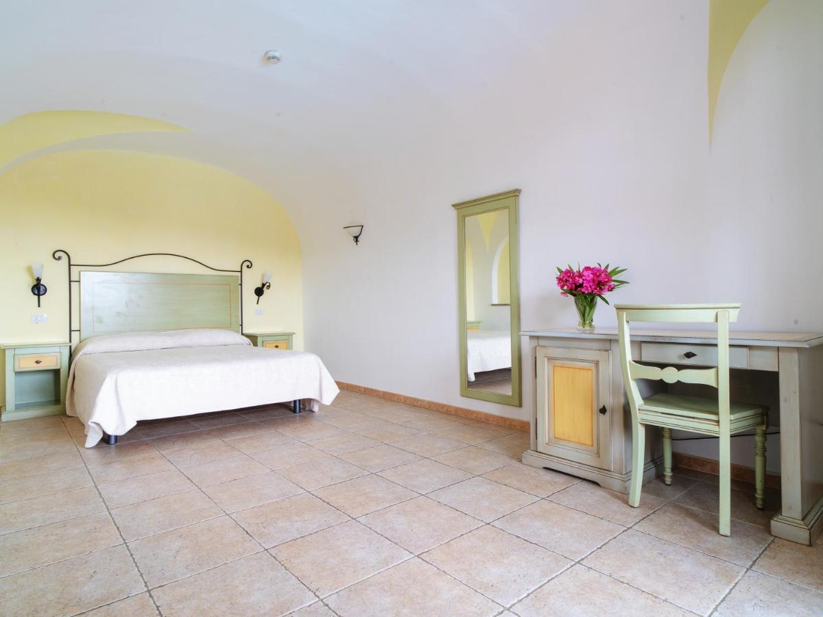 Hotel Pedra Santa Baja Sardinia Zewnętrze zdjęcie