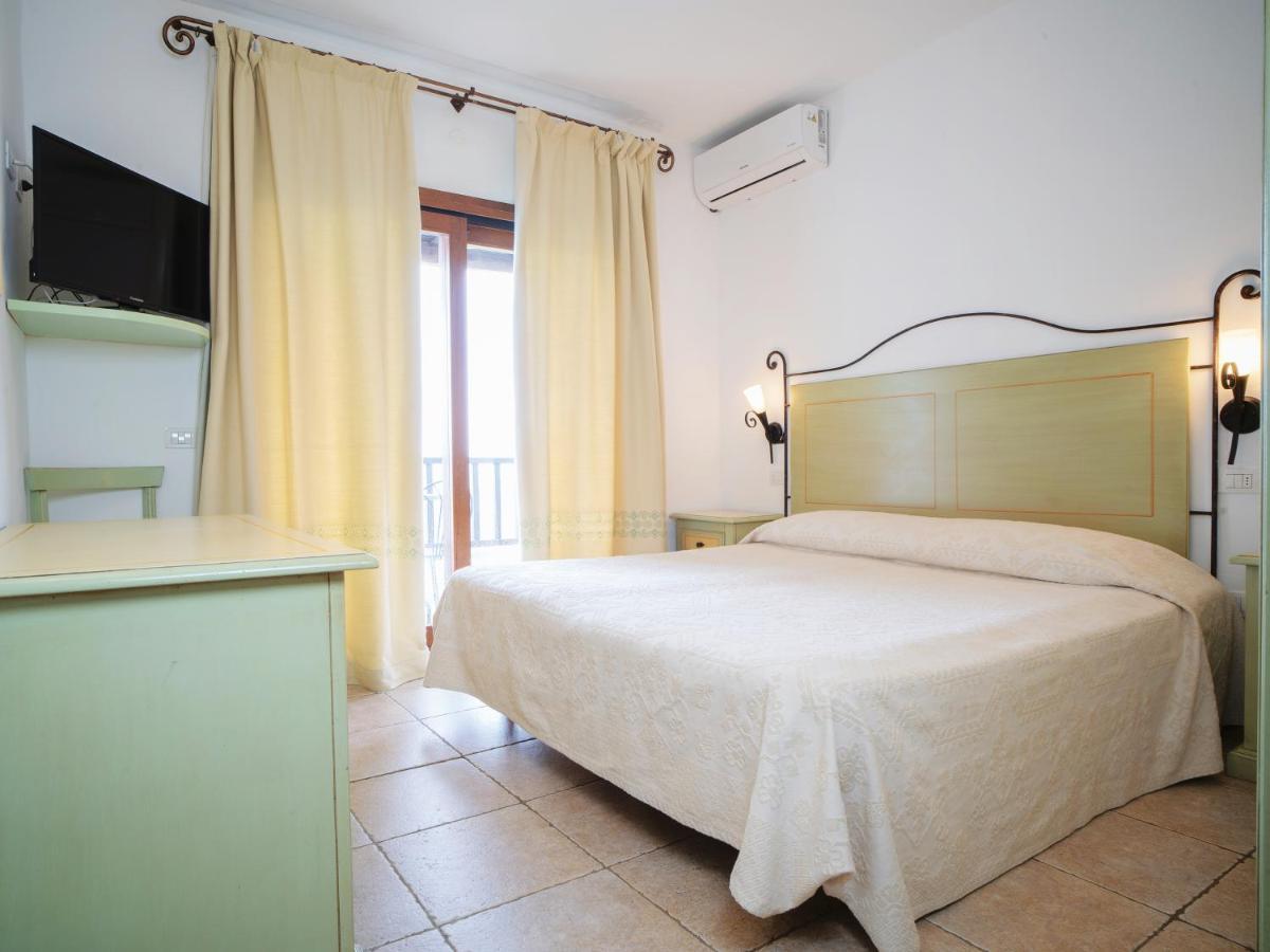 Hotel Pedra Santa Baja Sardinia Zewnętrze zdjęcie