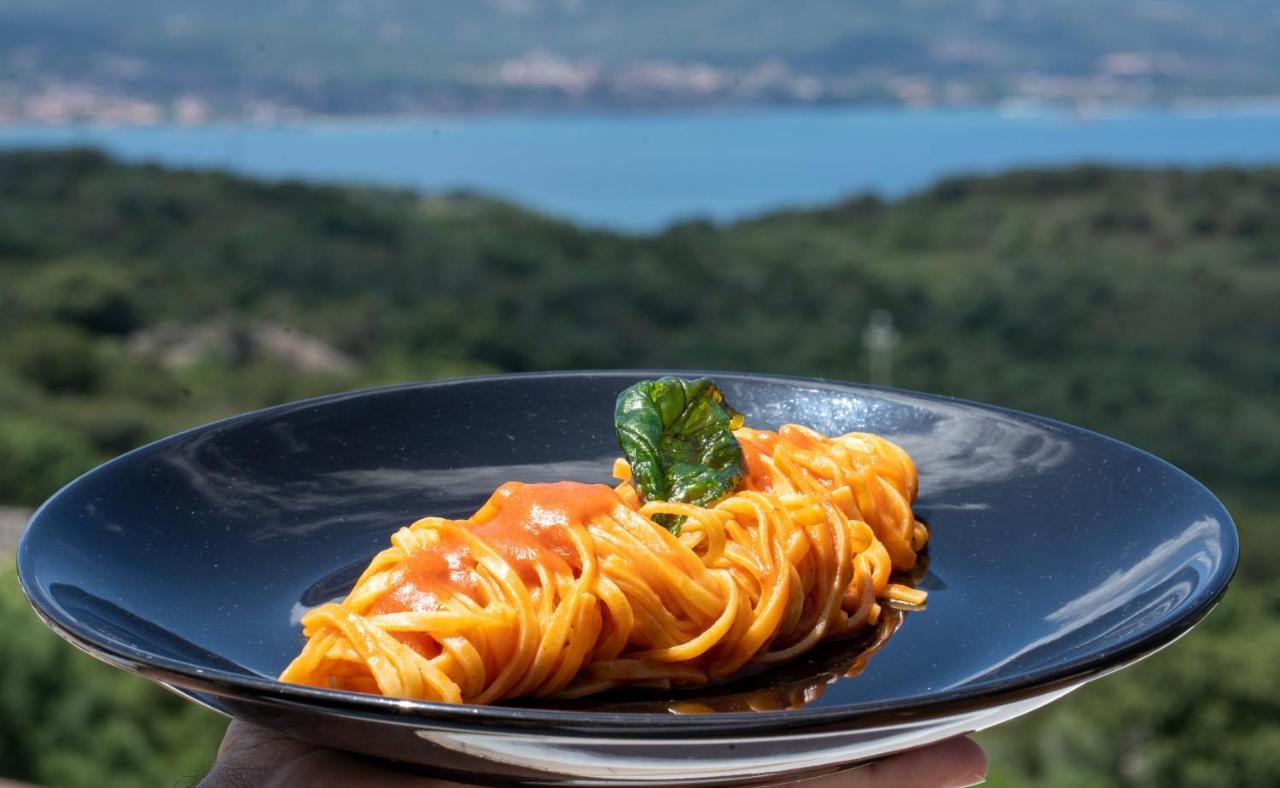 Hotel Pedra Santa Baja Sardinia Zewnętrze zdjęcie